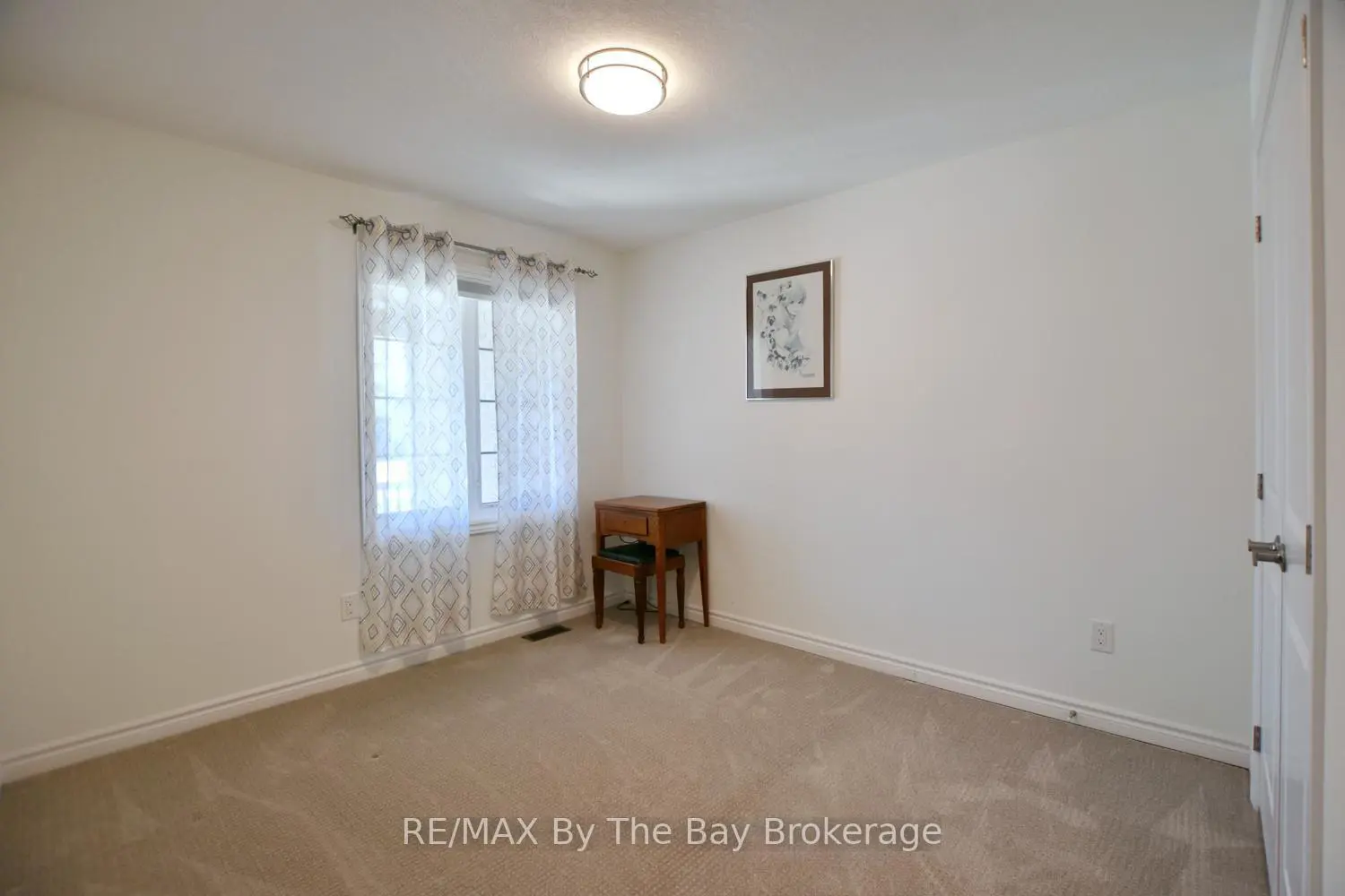 Additional image 4 of 77 Ivy Crescent