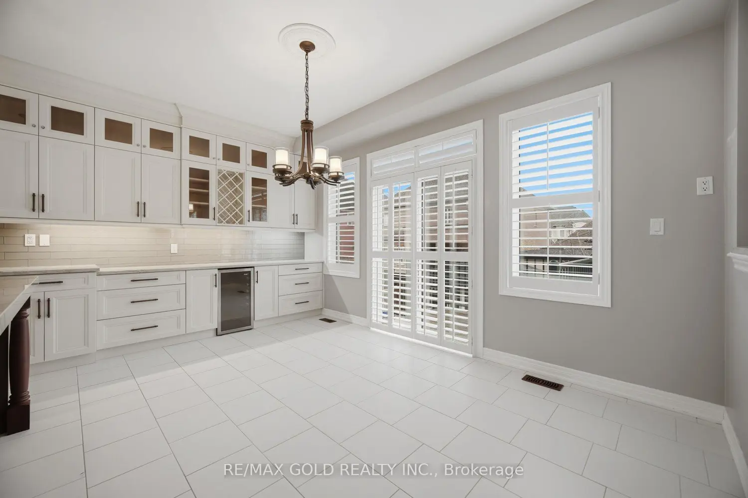 Additional image 14 of 53 Martin Byrne Drive
