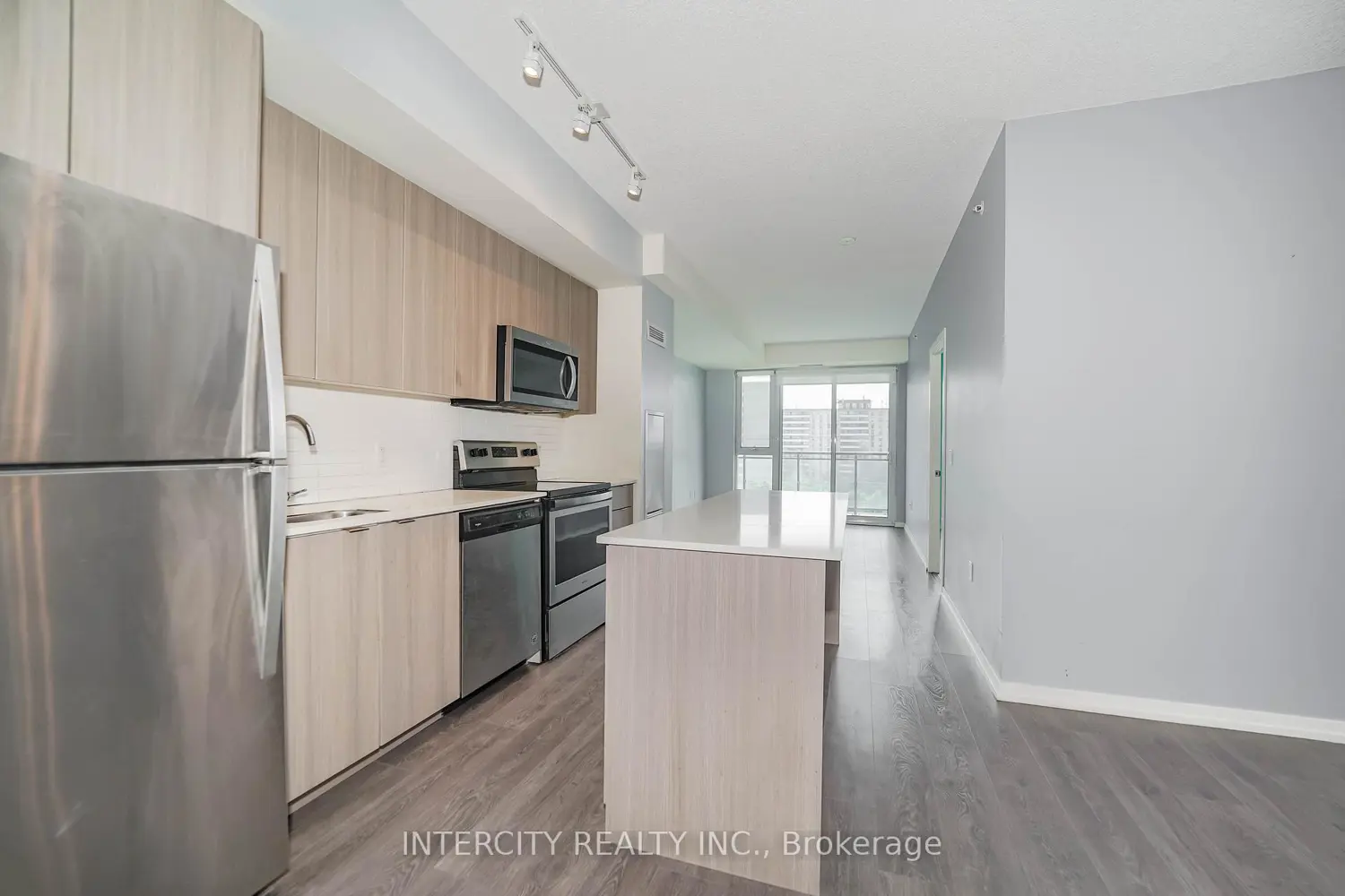Additional image 6 of 3237 Bayview Avenue 611