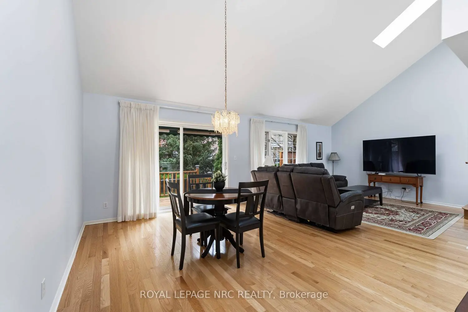 Additional image 8 of 4104 Loganberry Court 2