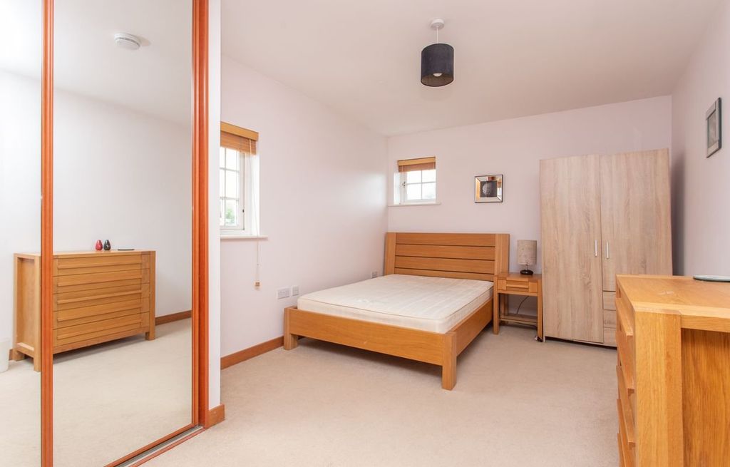 Additional image 6 of 2 bed flat to rentWeir Court, Barton Mill Road, Canterbury, Kent CT1