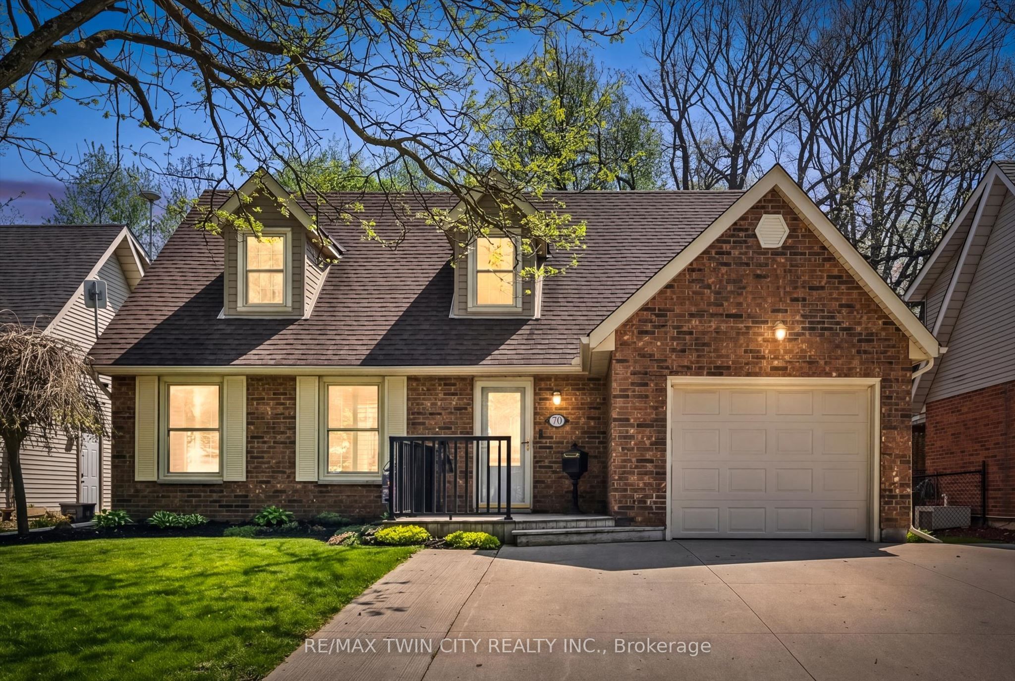 70 Peachtree Crescent, Cambridge, ON, N1S 4W3