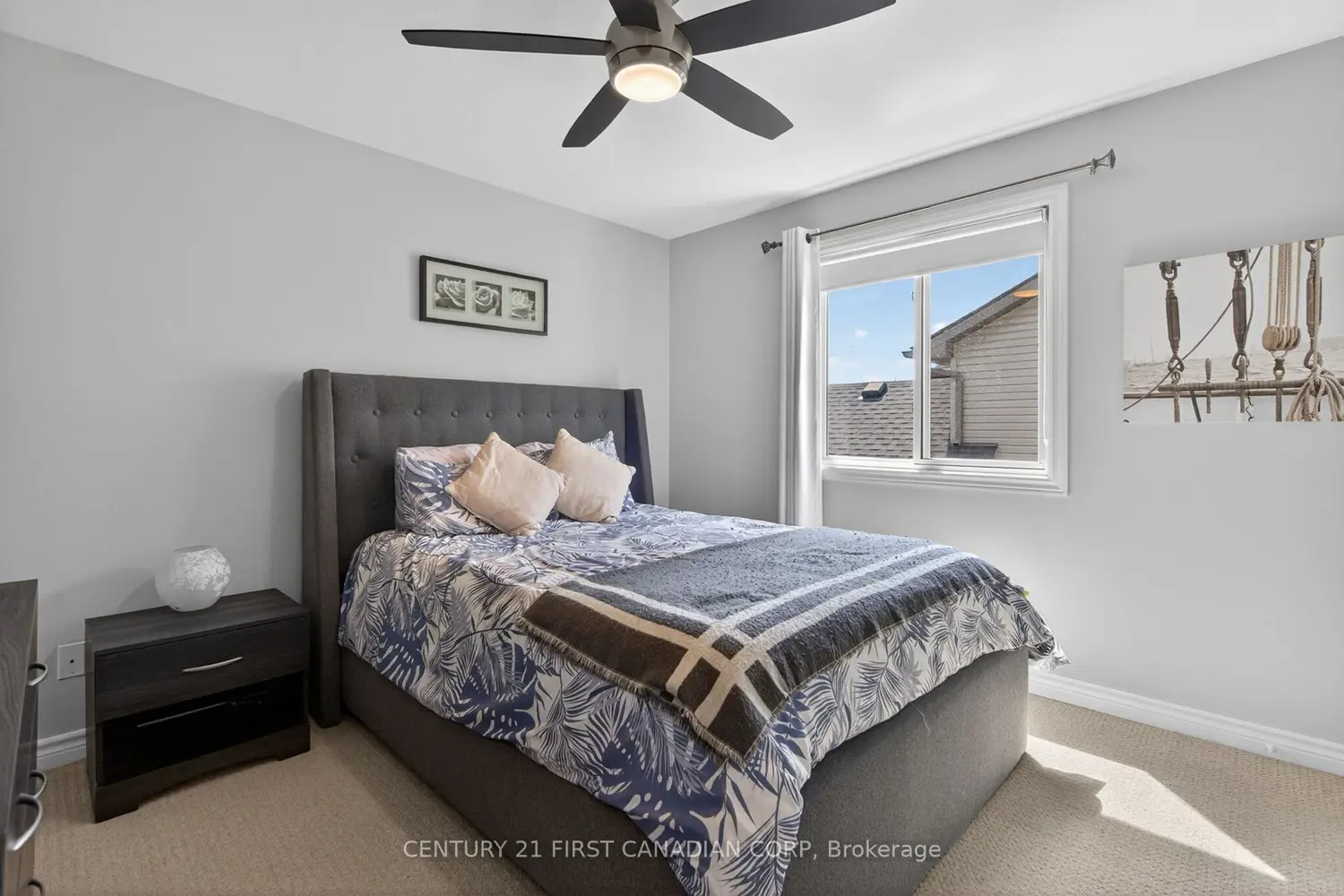 285 Thorne Drive photo 3