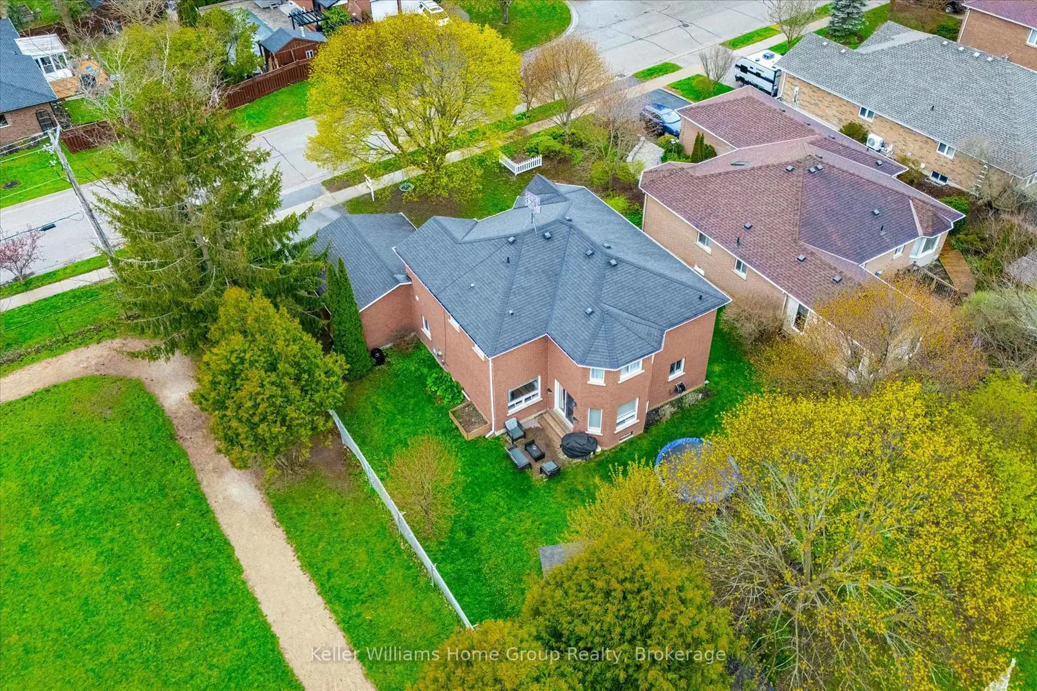 Additional image 7 of 261 Irvine Street