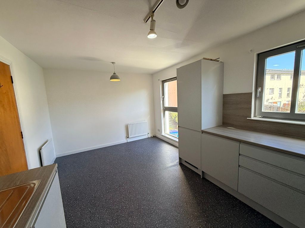 Additional image 6 of 4 bed town house to rentThorter Row, Dundee DD1
