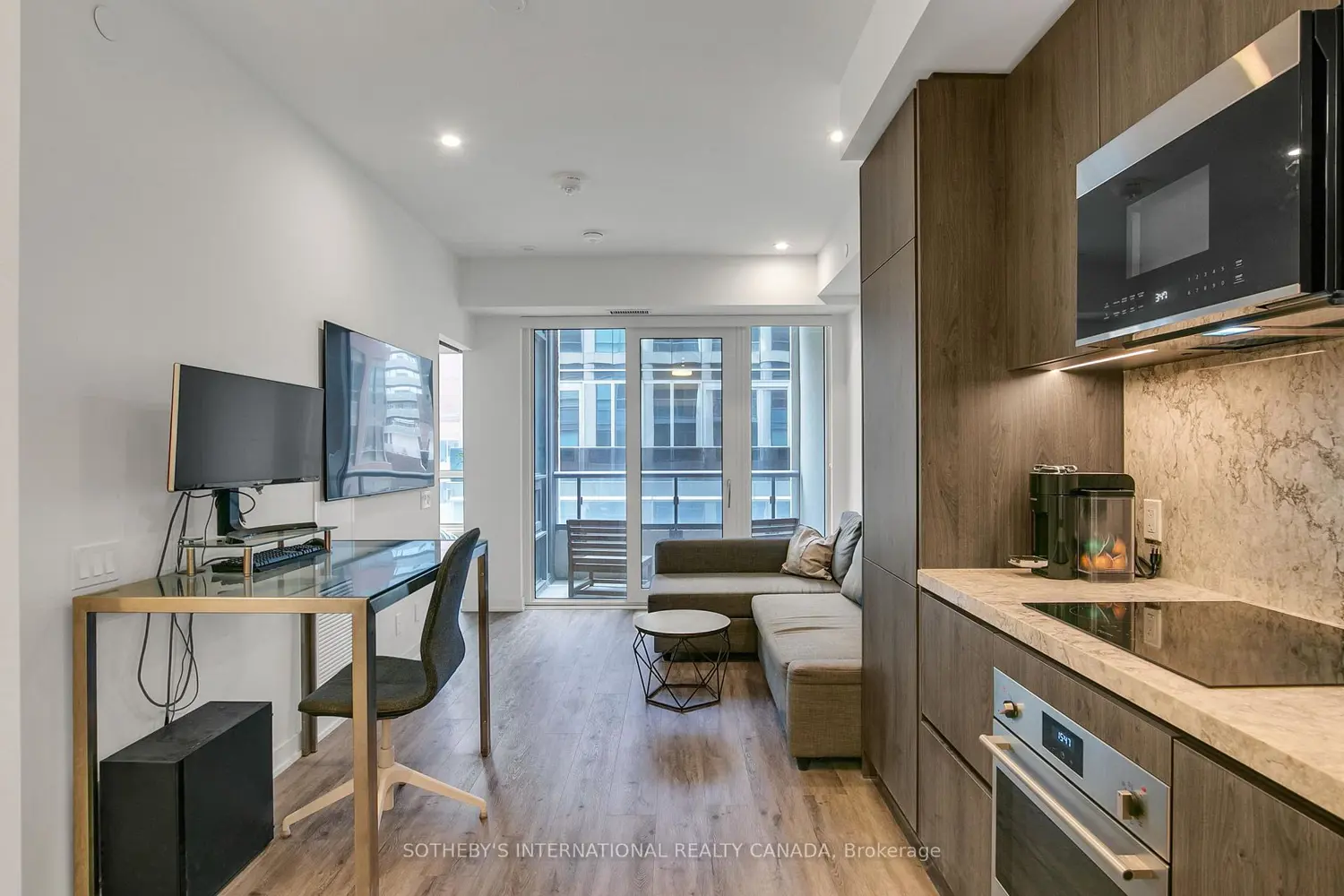 Additional image 6 of 108 Peter Street 611