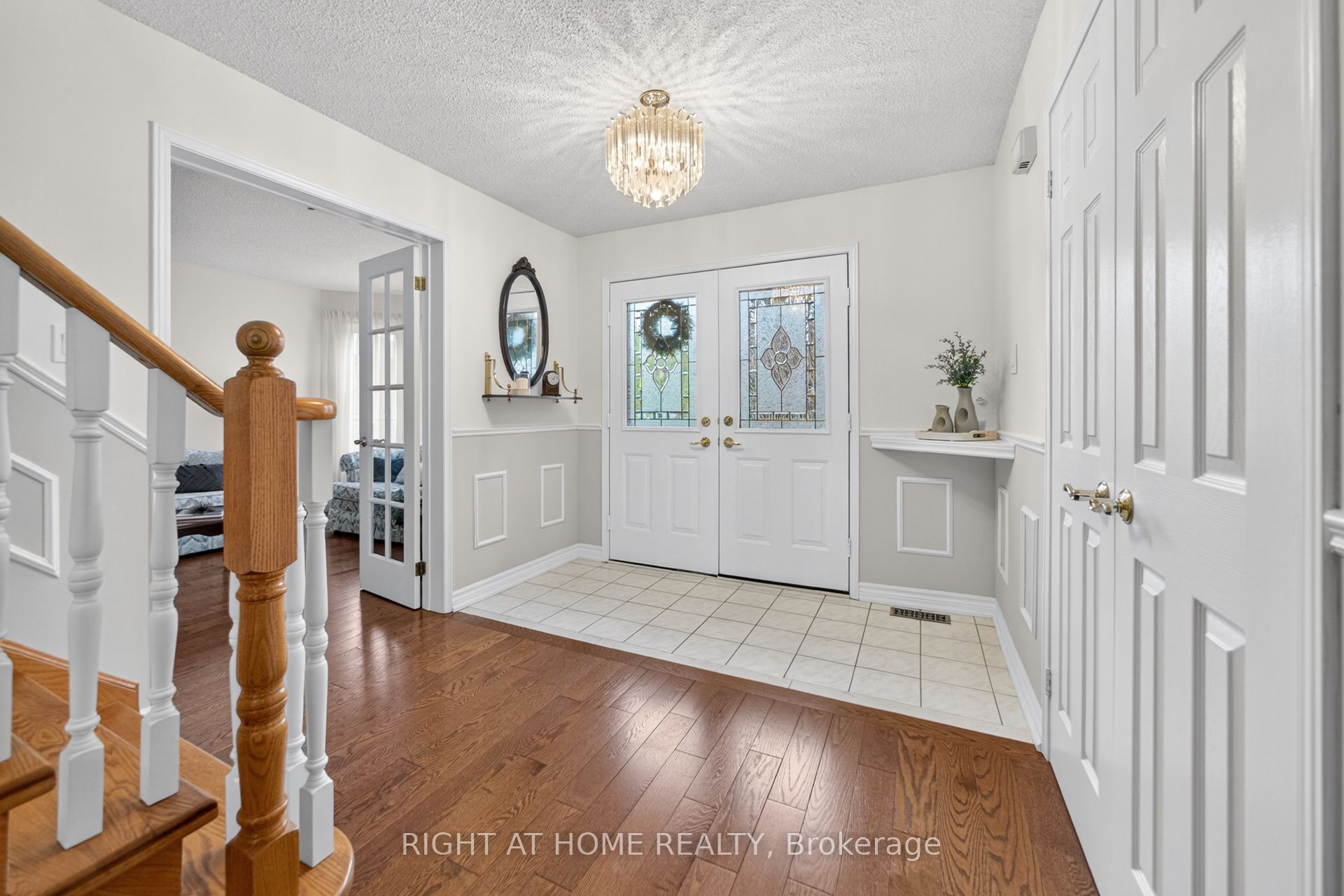Additional image 3 of 17 Eaton Street, Halton Hills, ON, L7G 5L4