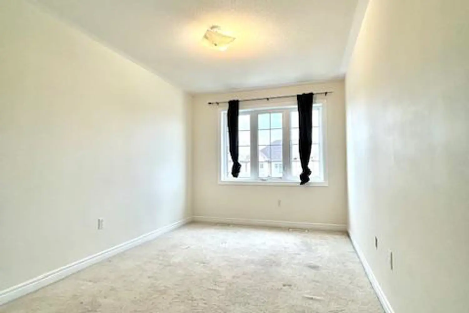 Additional image 9 of 24 Yardley Crescent
