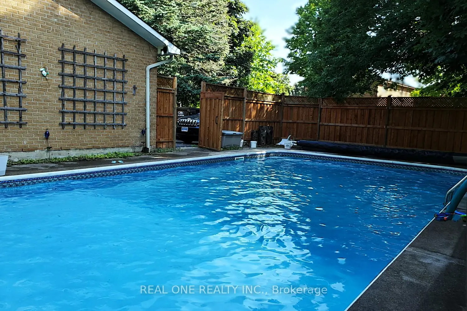 Additional image 7 of 1585 Crombie Road