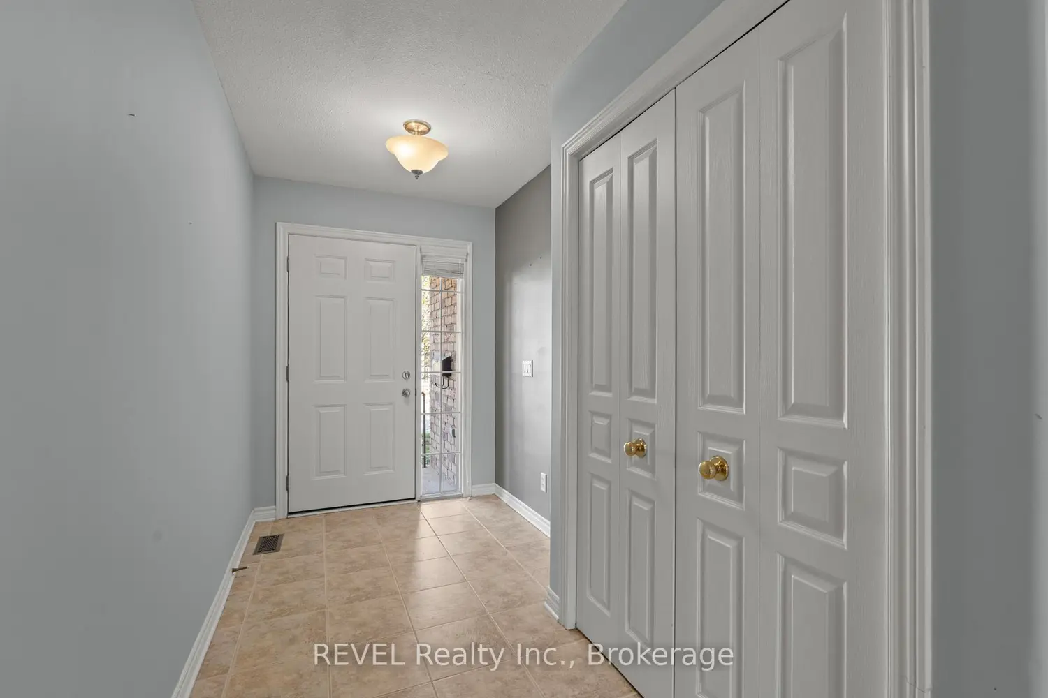 Additional image 3 of 605 Welland Avenue 3