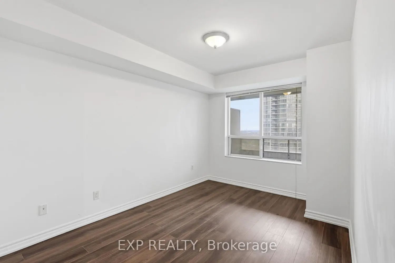 Additional image 7 of 25 Kingsbridge Garden Circle 2120