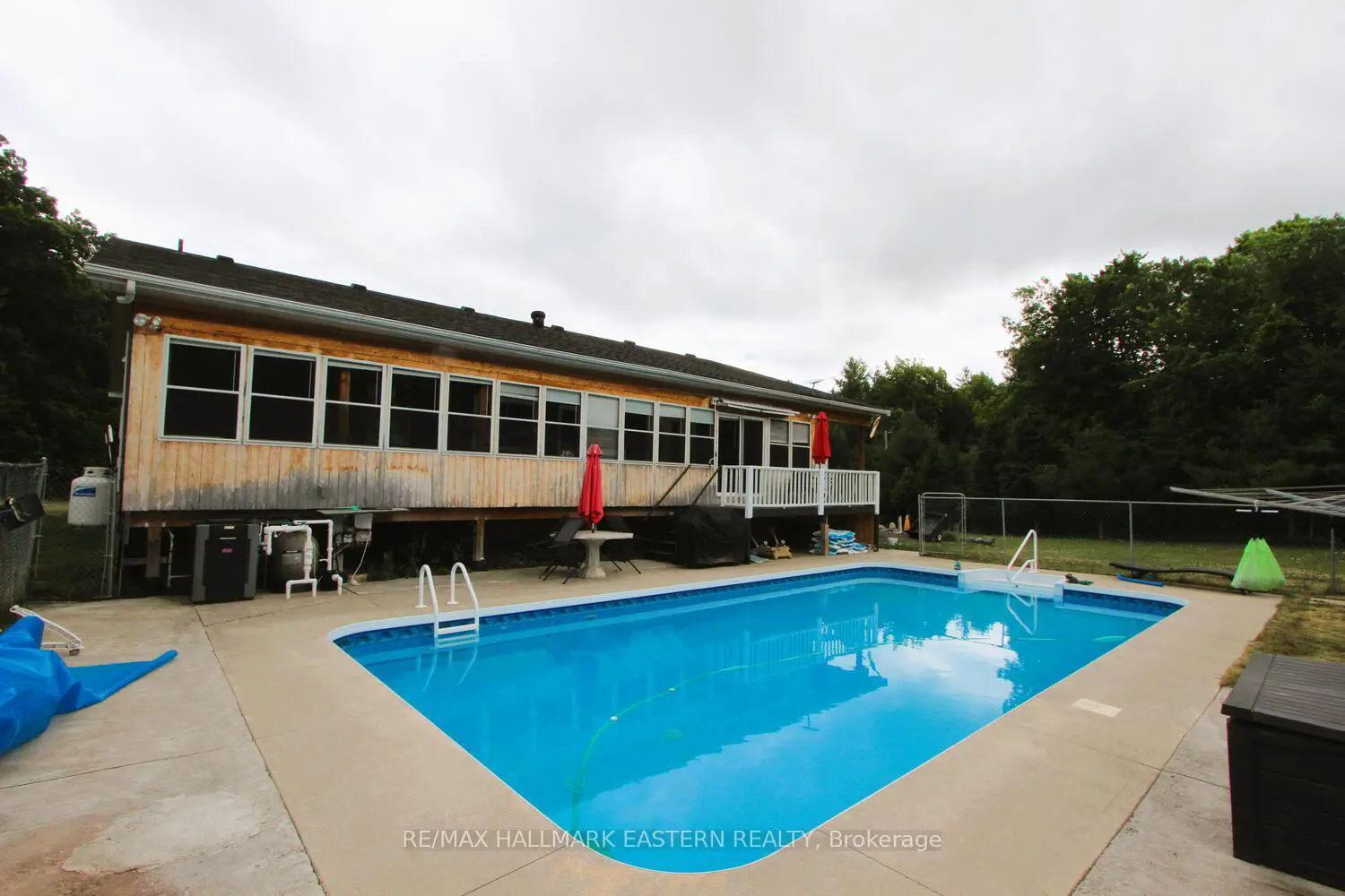 178 Roma Lane photo 2