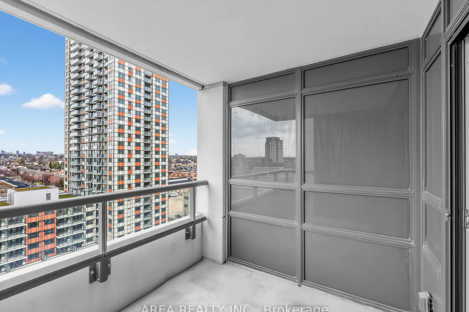 Additional image 15 of 1410 Dupont Street 1410
