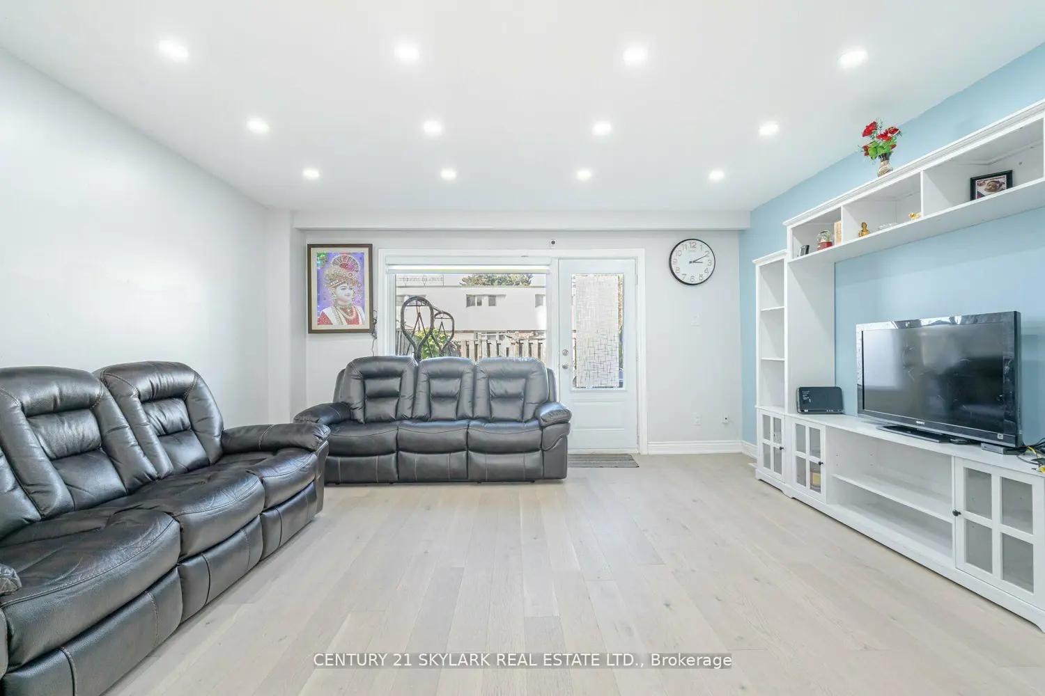 Additional image 7 of 435 Silverstone Drive 26