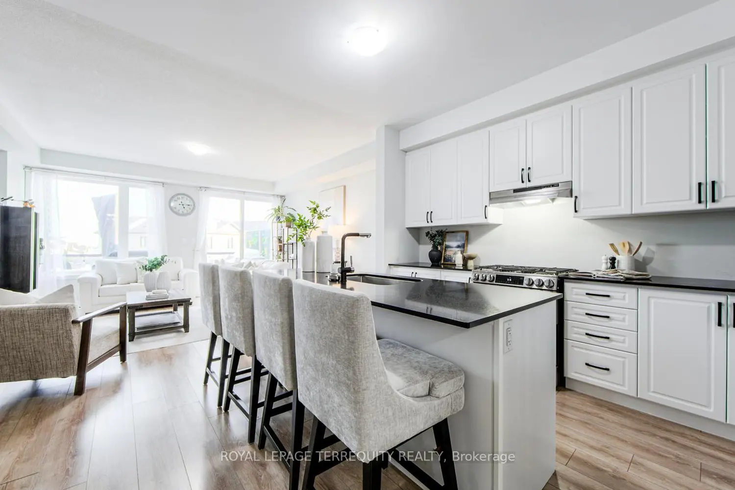 19 Assunta Lane photo 4