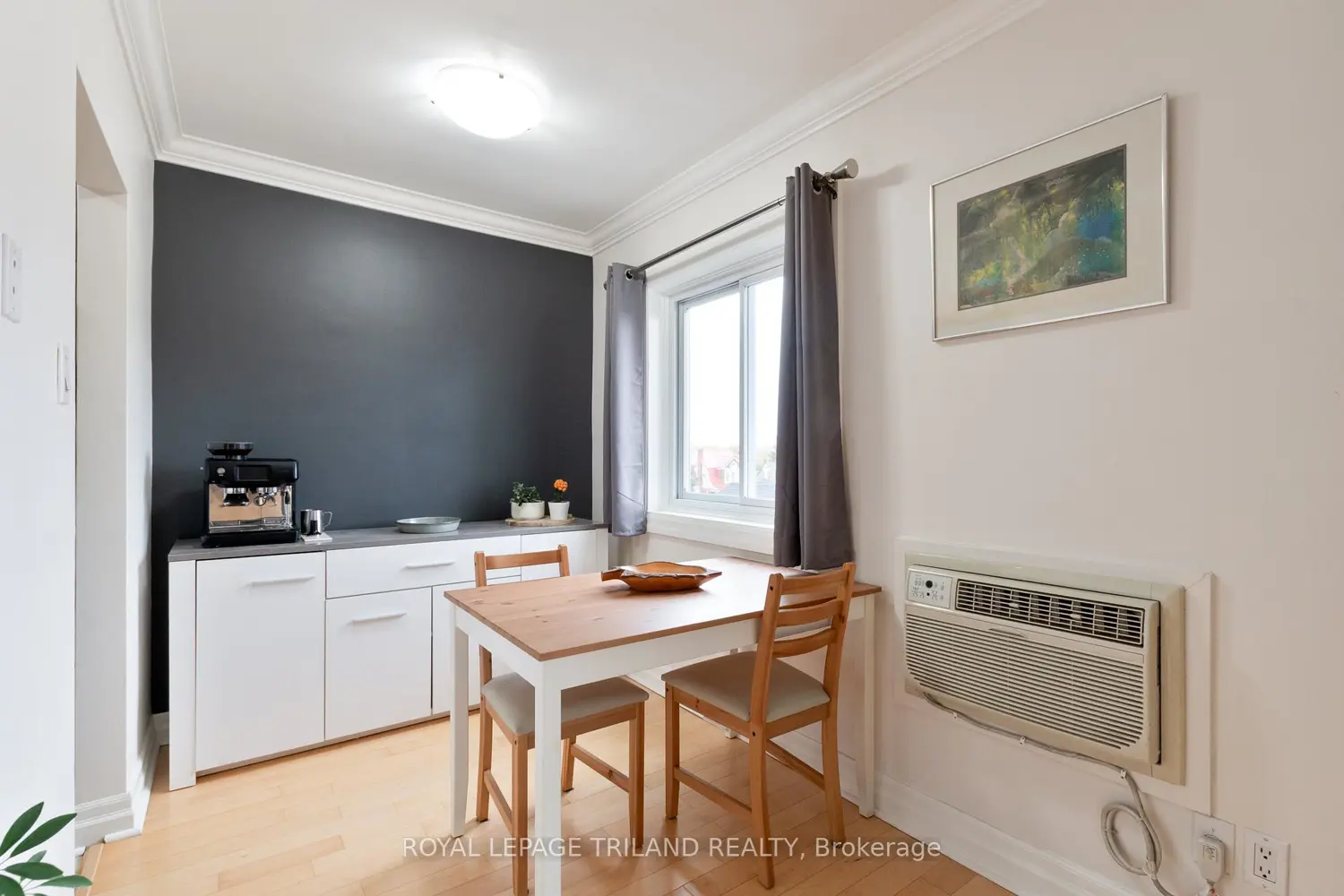 Additional image 10 of 570 William Street 404