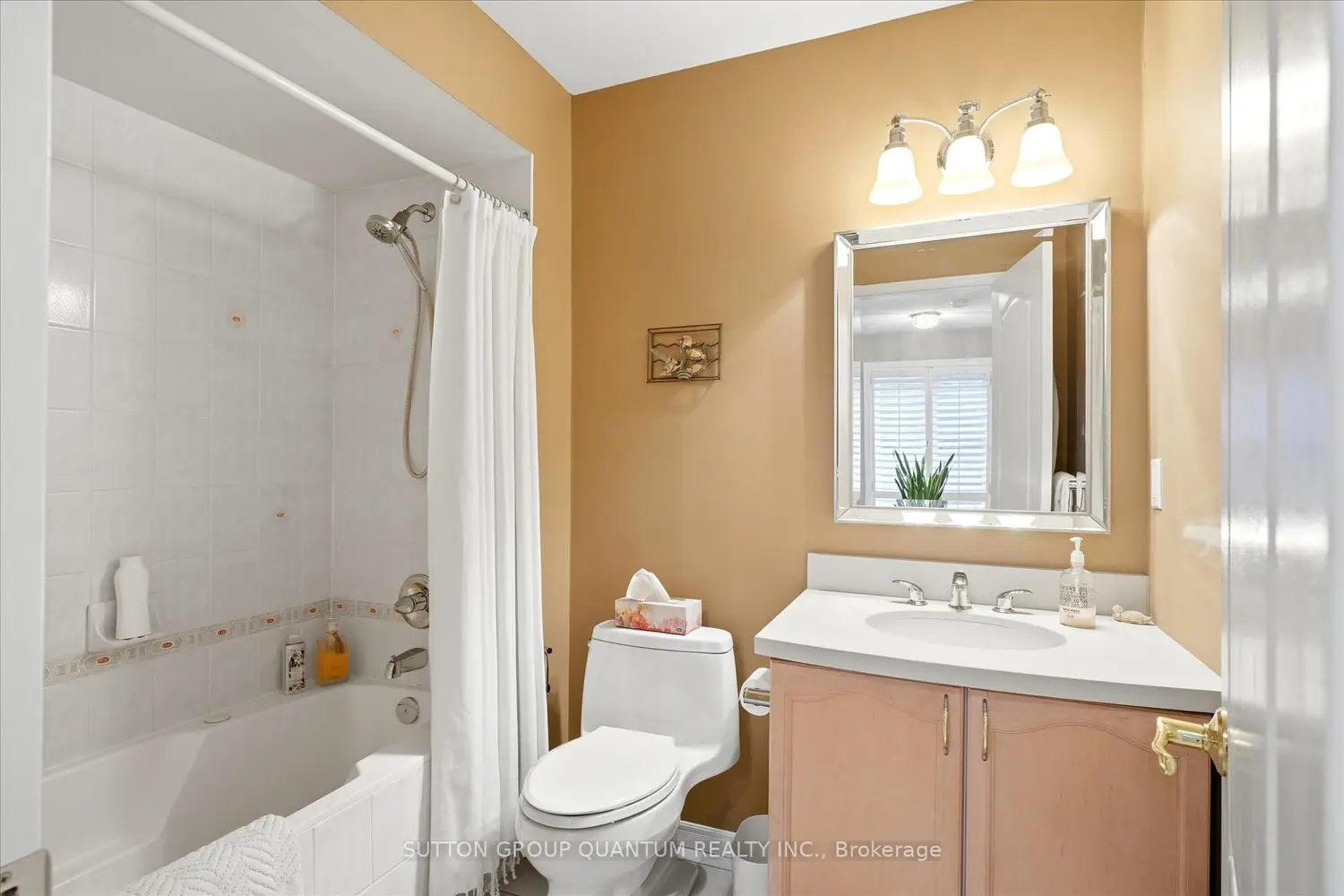 Additional image 9 of 928 Queen Street 30C
