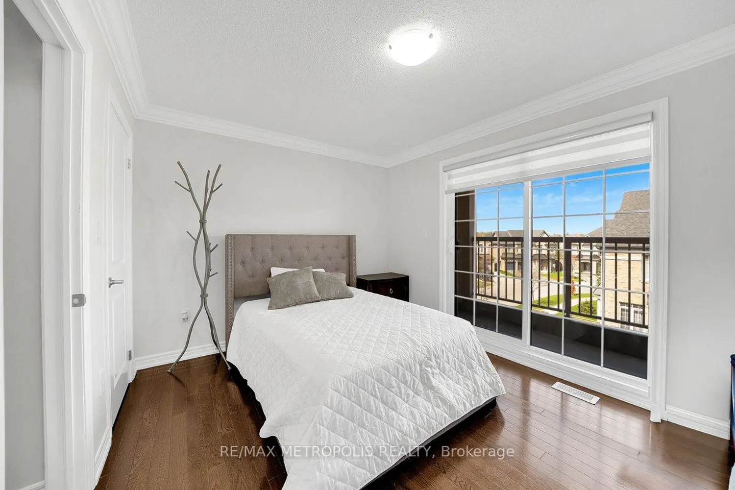 Additional image 9 of 115 Pelee Avenue