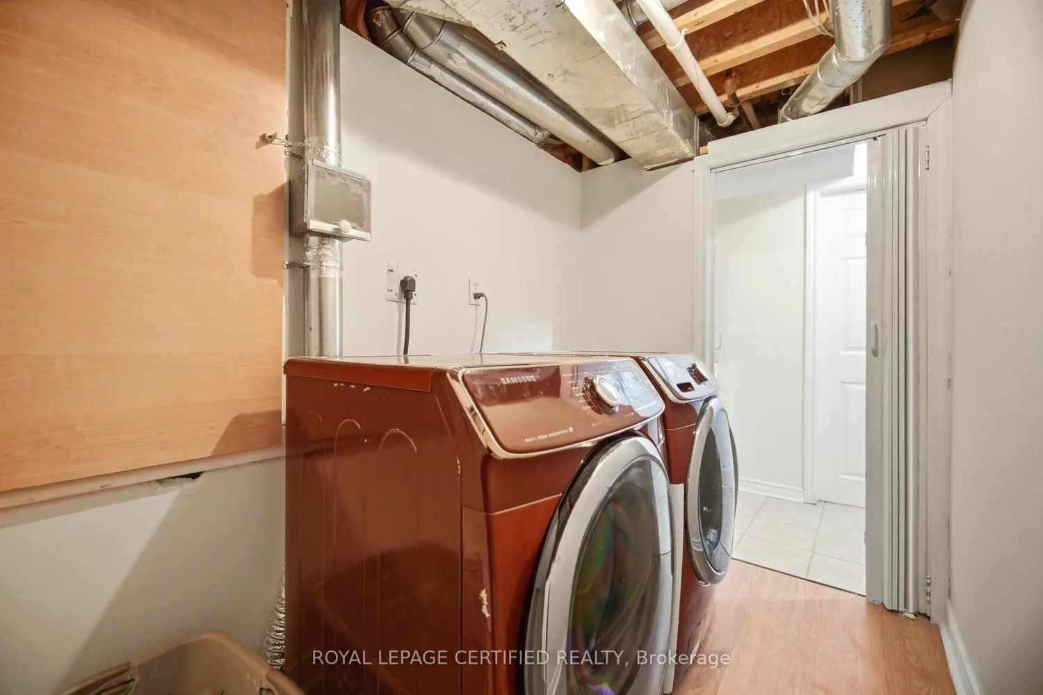 Additional image 19 of 3302 Stoney Crescent