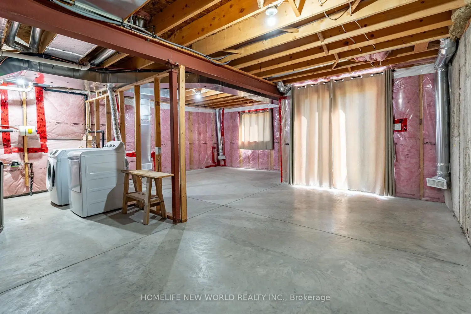 Additional image 18 of 452 Avens Street