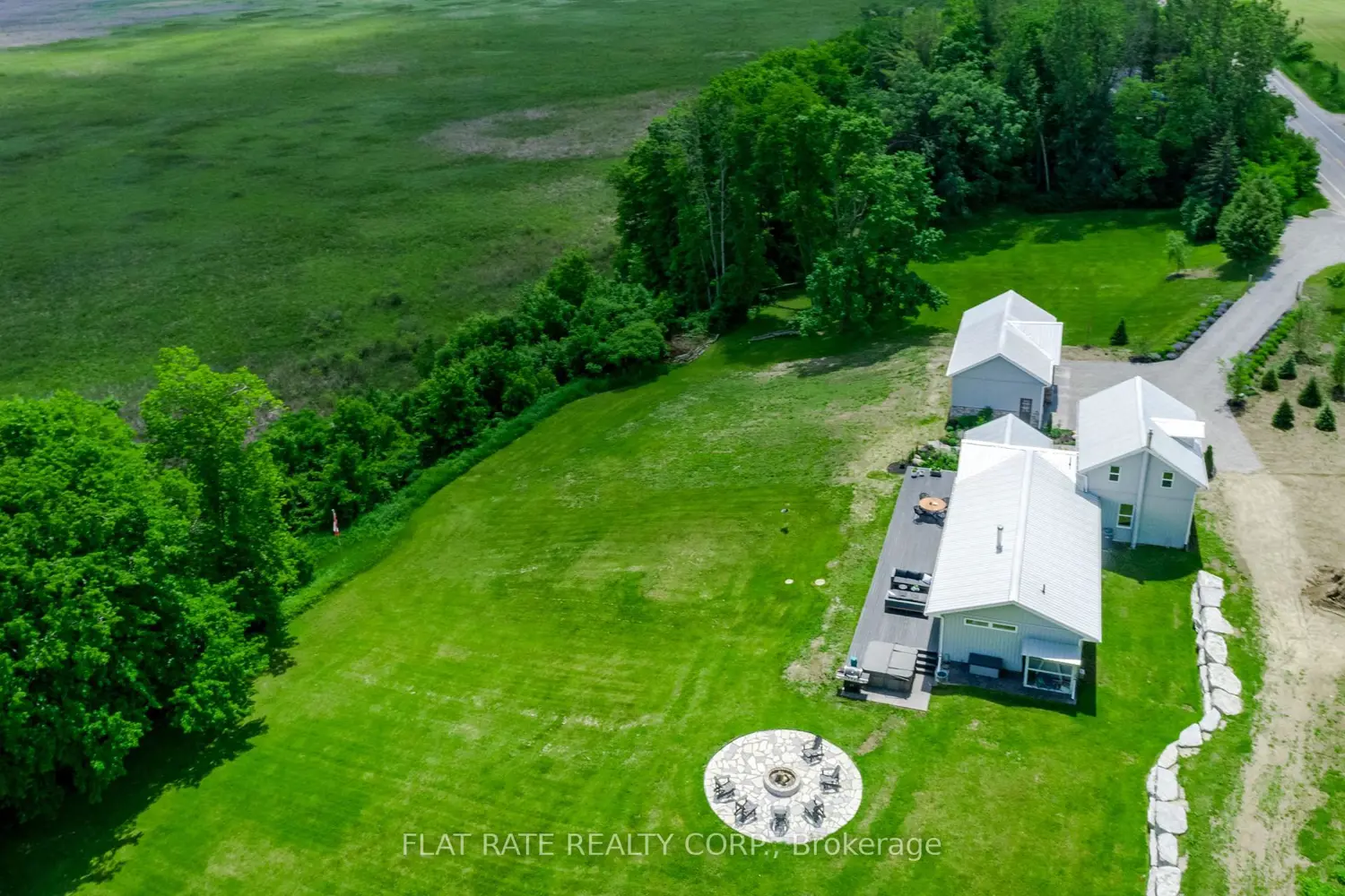 1009 Serpent Mounds Road photo 5