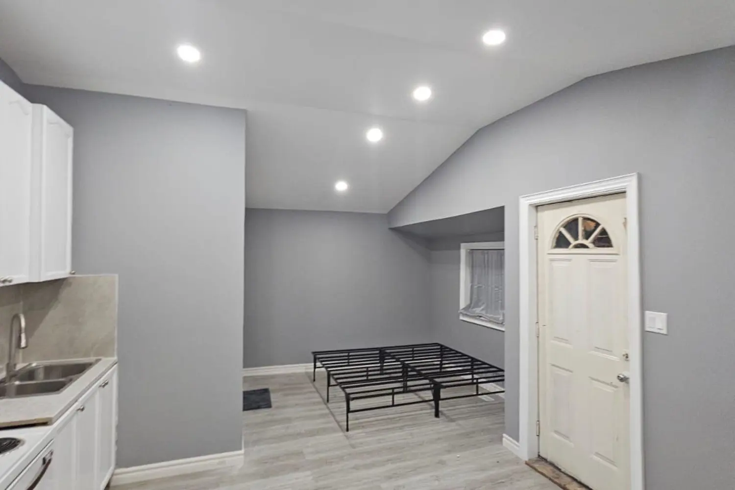 Additional image 14 of 38 Lafayette Avenue