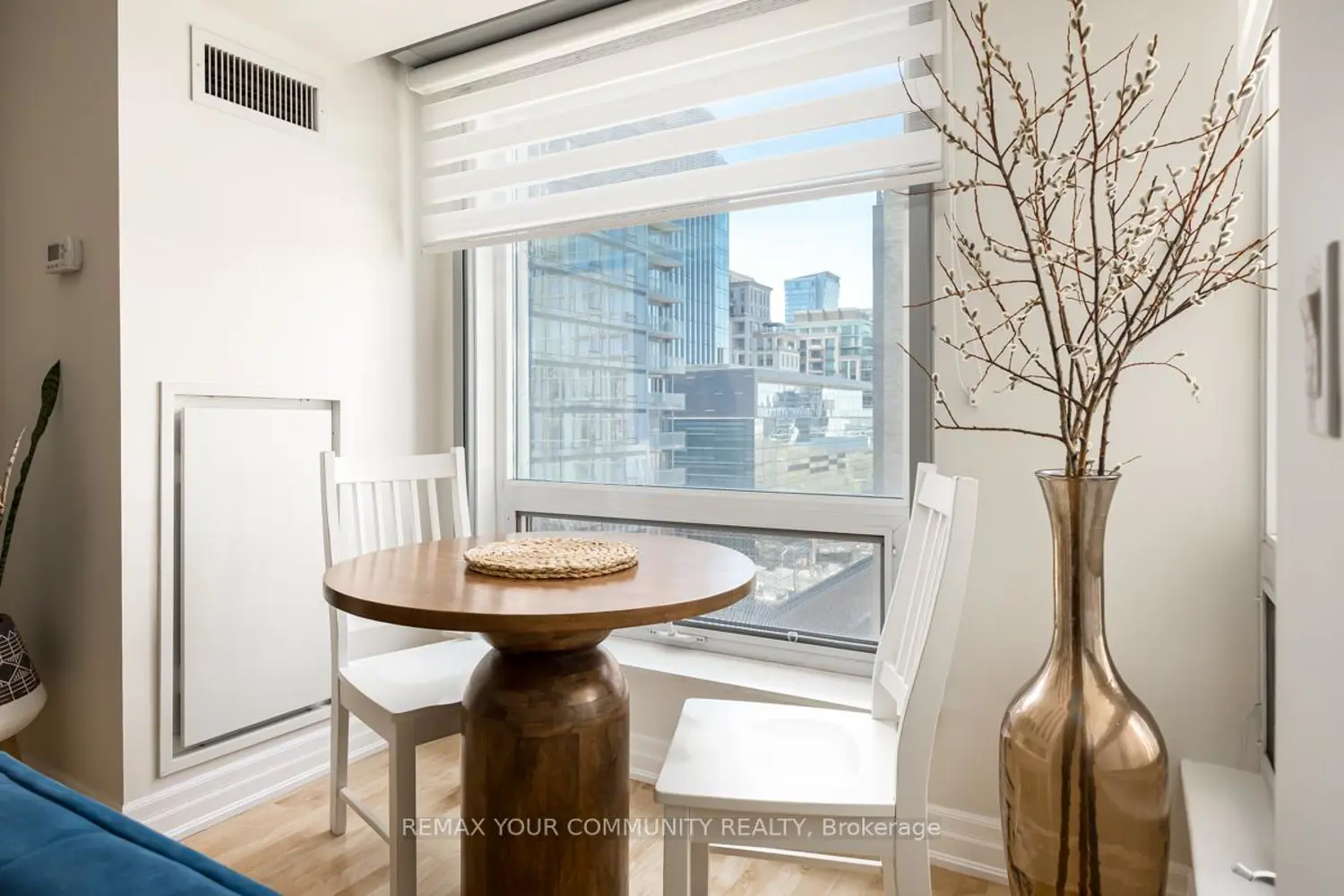 Additional image 11 of 8 Scollard Street 1108