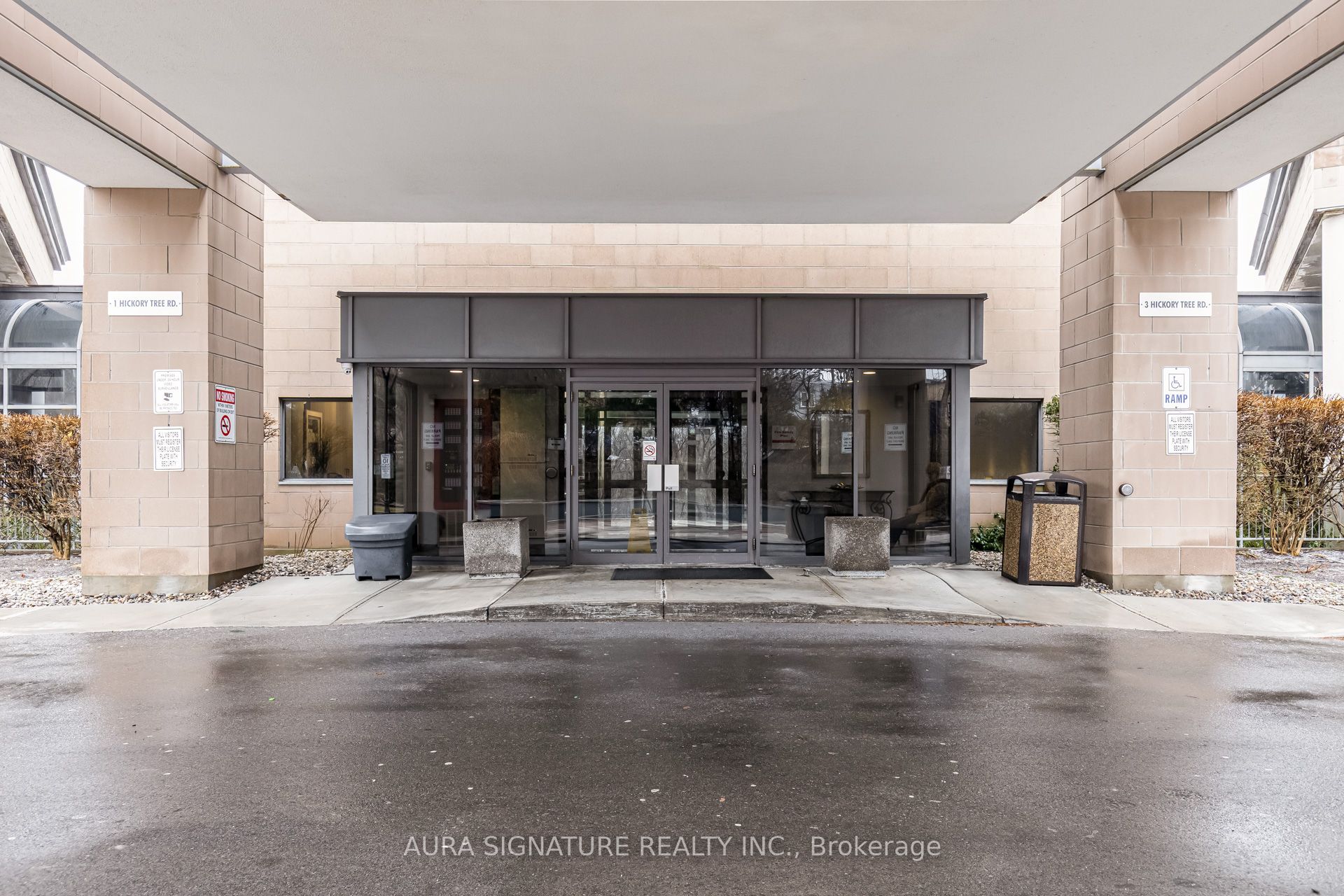 Additional image 5 of 1010-3 Hickory Tree Drive, Toronto, ON, M9N 3W5