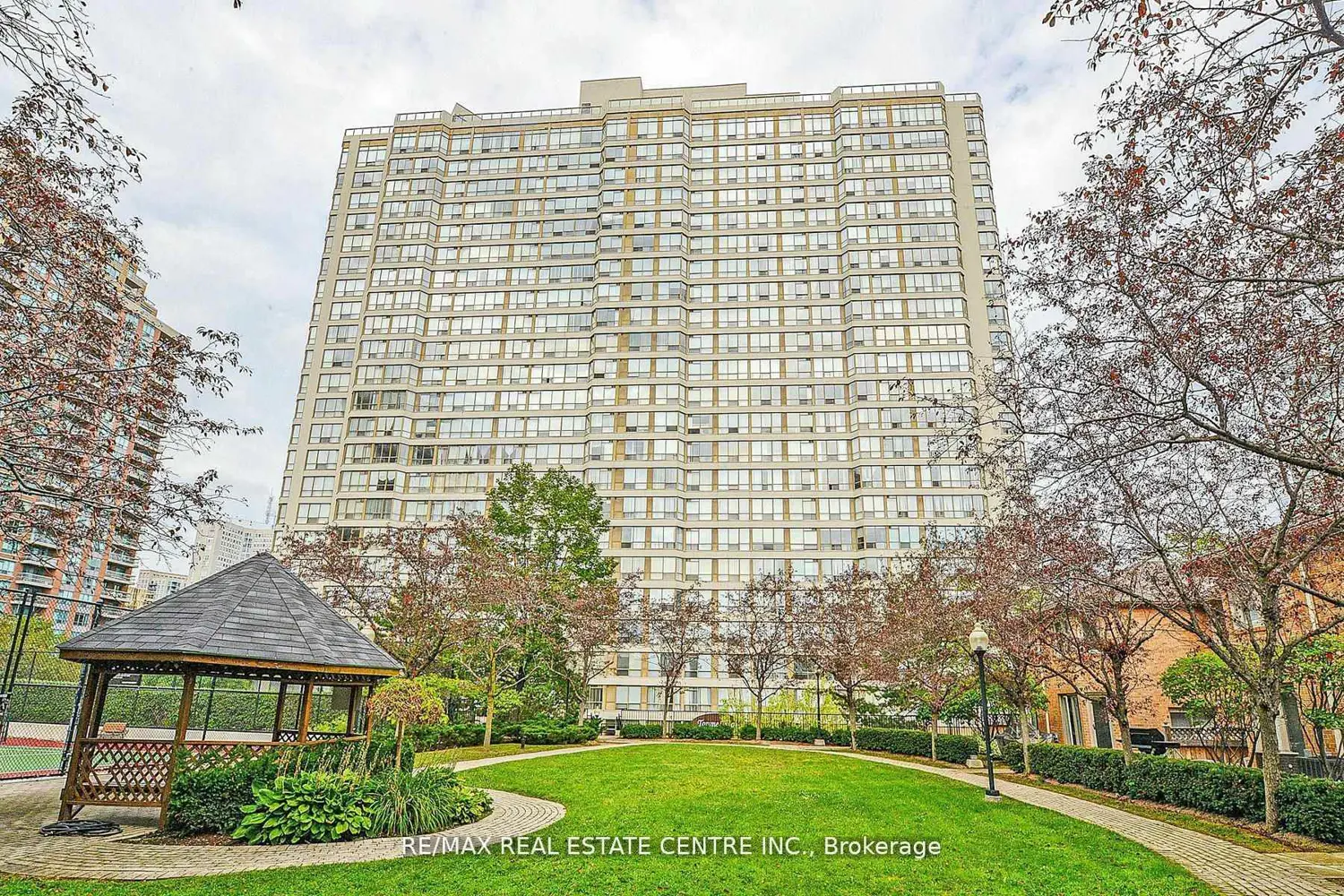 55 Elm Drive 1805