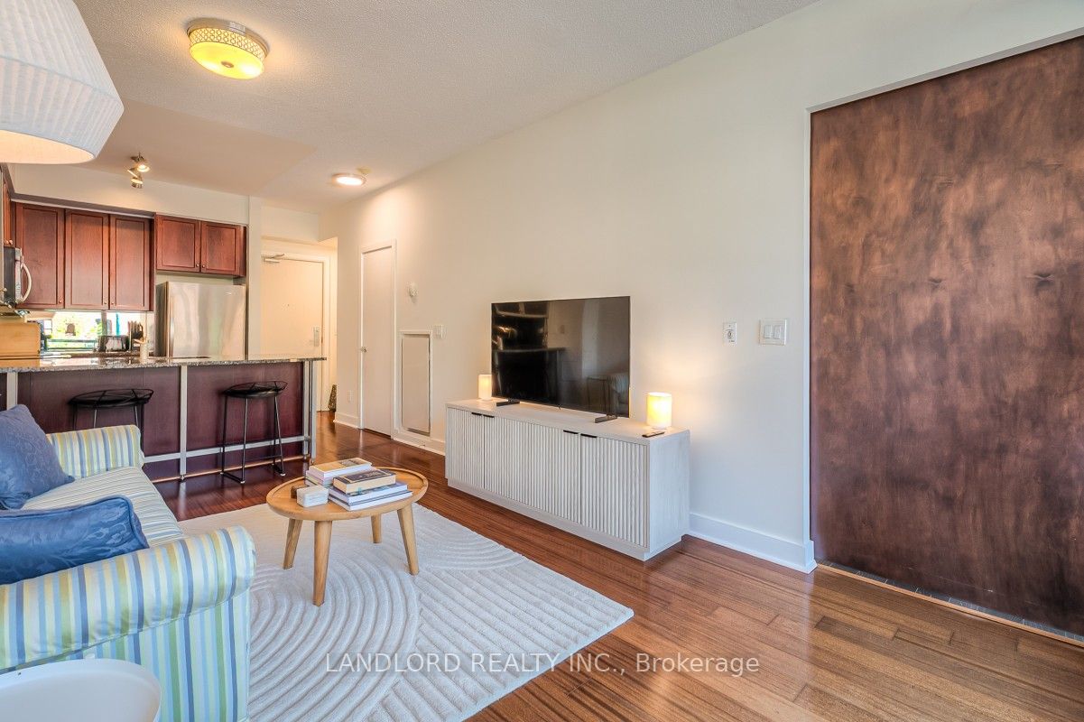 Additional image 6 of 202-438 King Street W, Toronto, ON, M5V 3T9