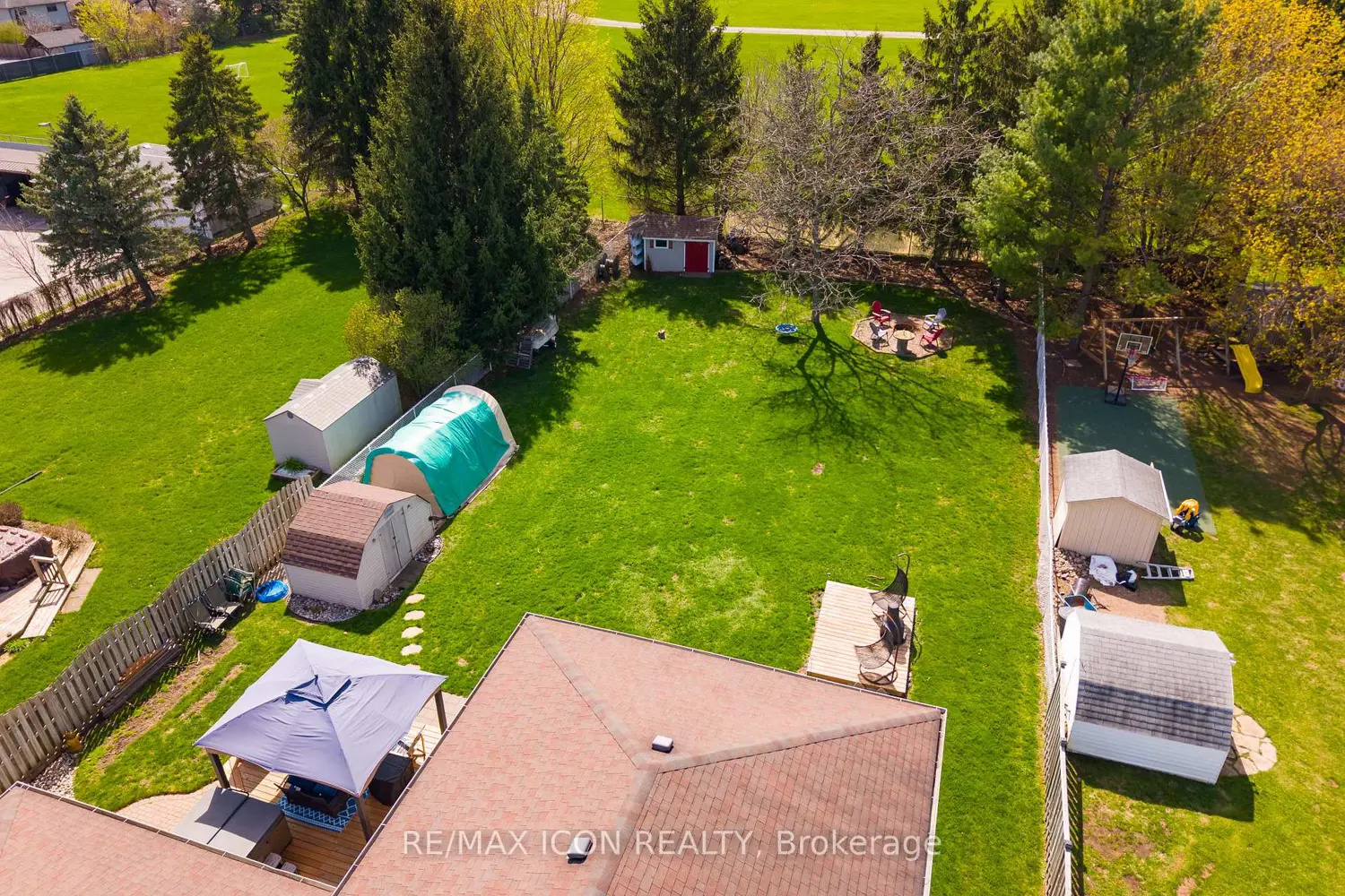 Additional image 17 of 61 Carleton Court