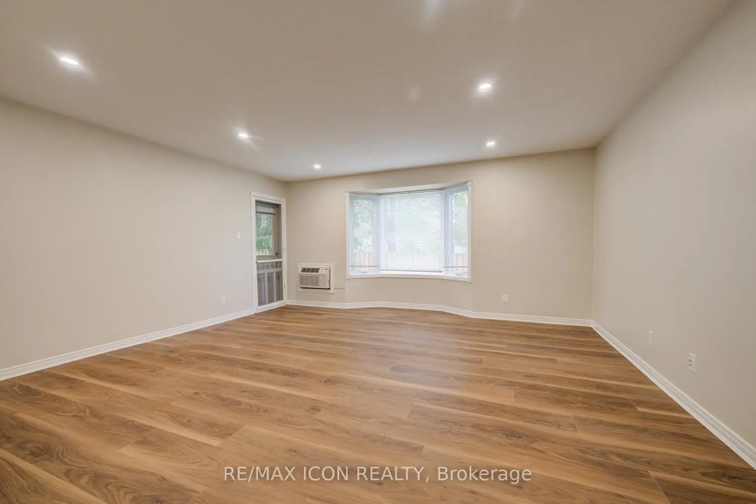 Additional image 7 of 440 Durham Street 5