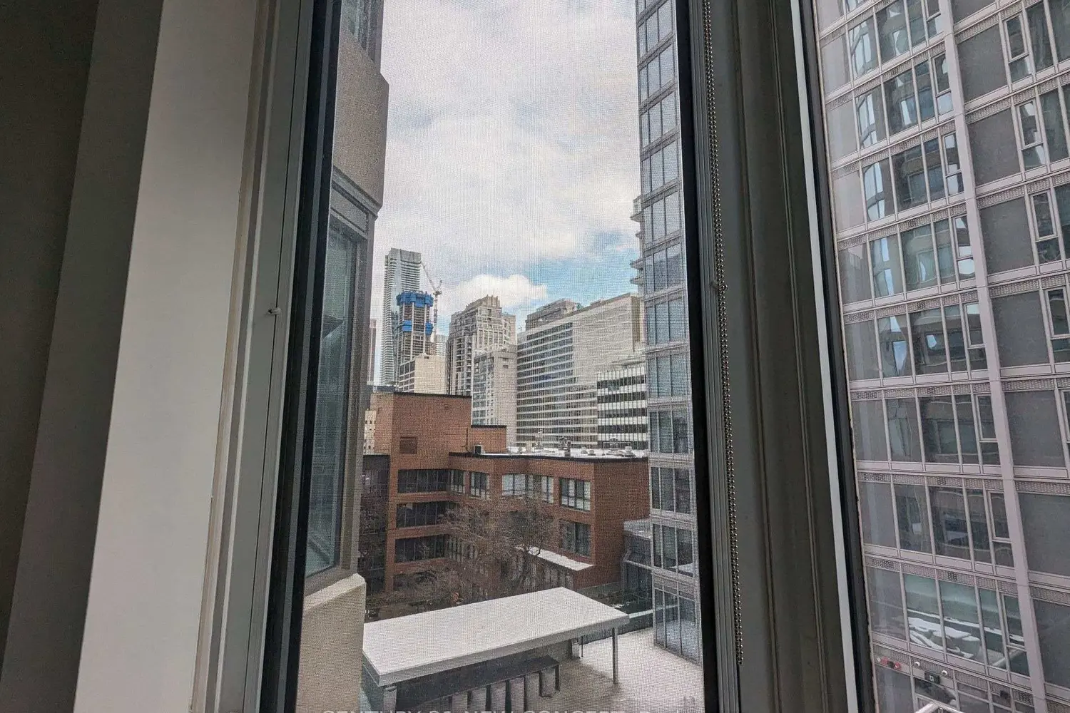 Additional image 13 of 155 Yorkville Avenue 711