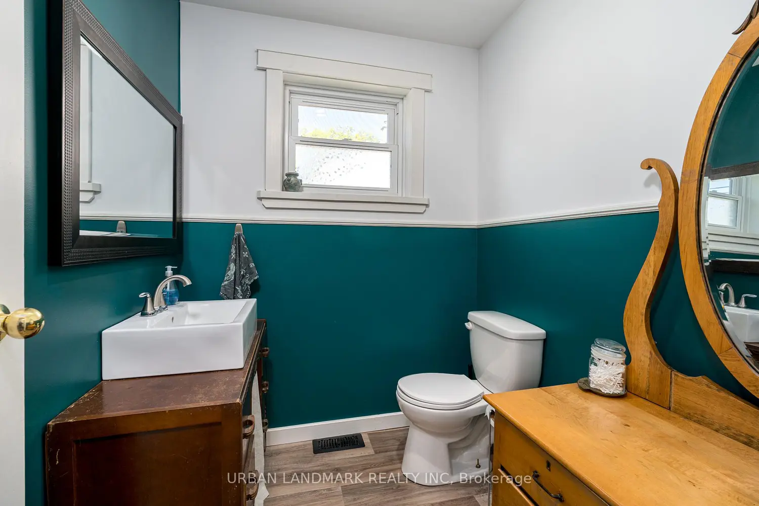 Additional image 4 of 225 St Lawrence Street