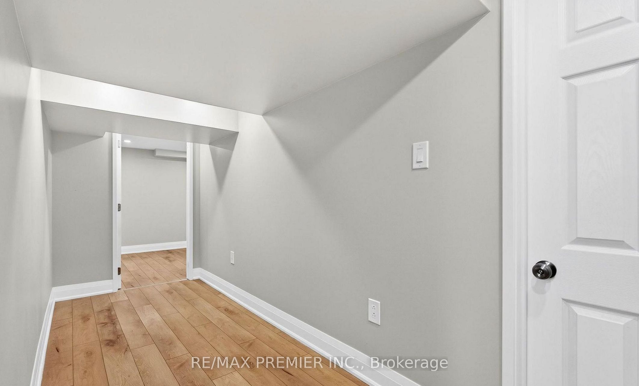 Additional image 4 of Basement-4848 Second Avenue, Niagara Falls, ON, L2E 4J1