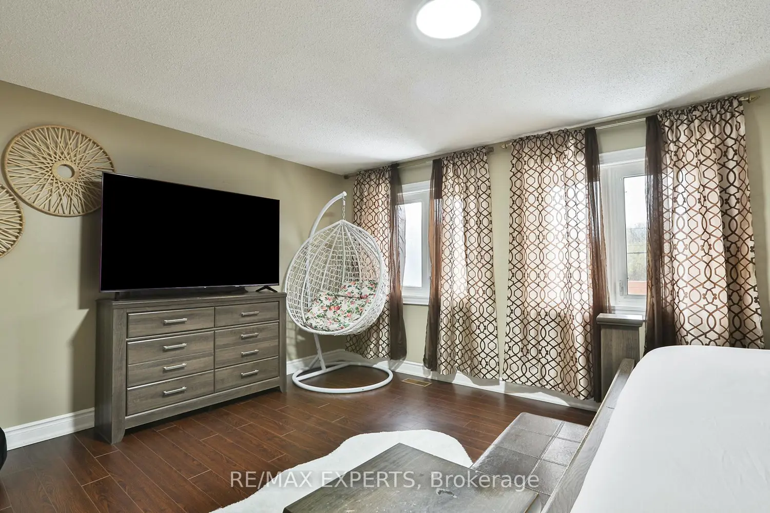 Additional image 17 of 16 Hetherington Place