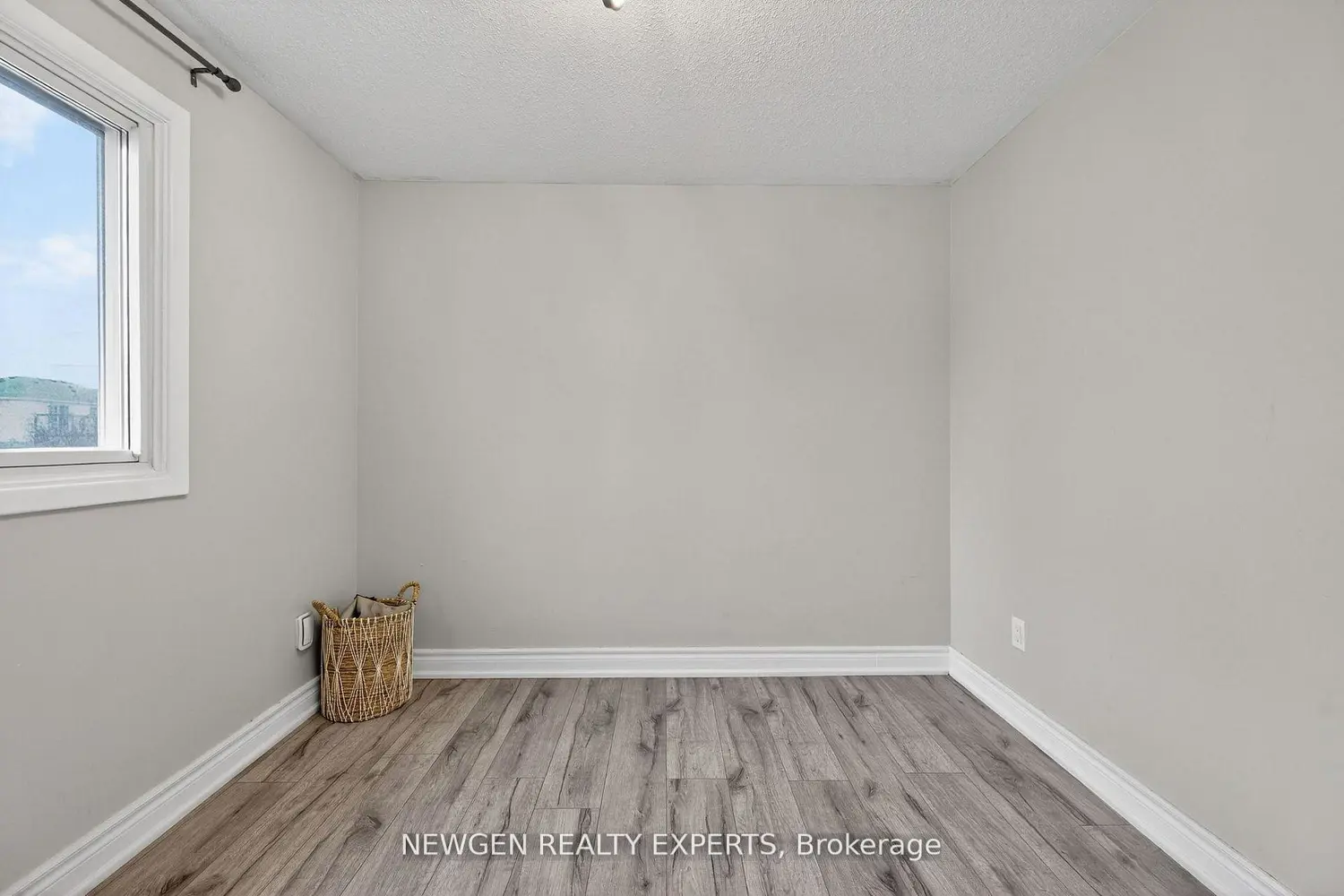 Additional image 11 of 63 Faludon Drive