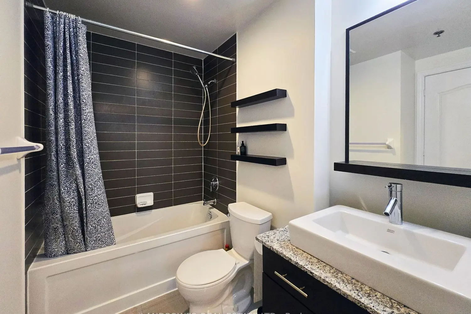 Additional image 14 of 2756 Old Leslie Street 603