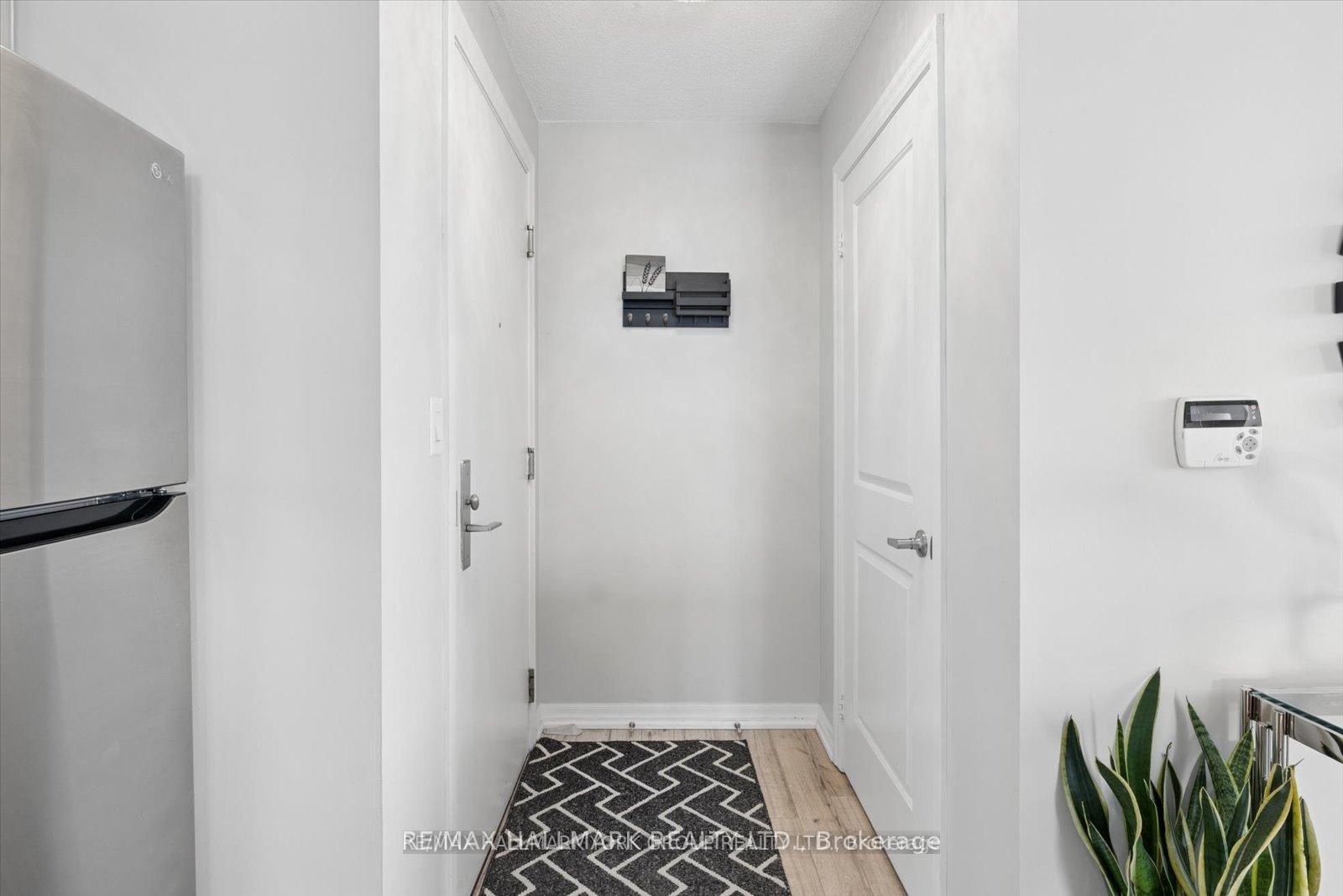 Additional image 5 of 906-30 Herons Hill Way, Toronto, ON, M2J 0A7