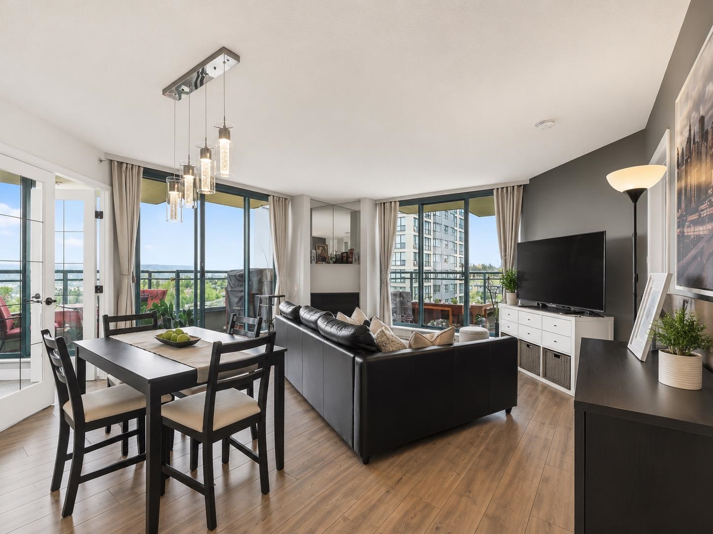 1207-13353 108 Avenue, Surrey, BC, V3T 5T5