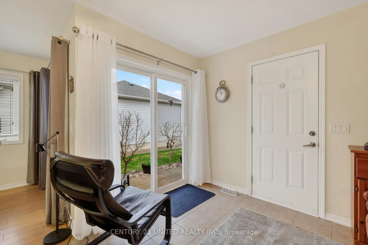 Additional image 13 of 832 Leslie Street