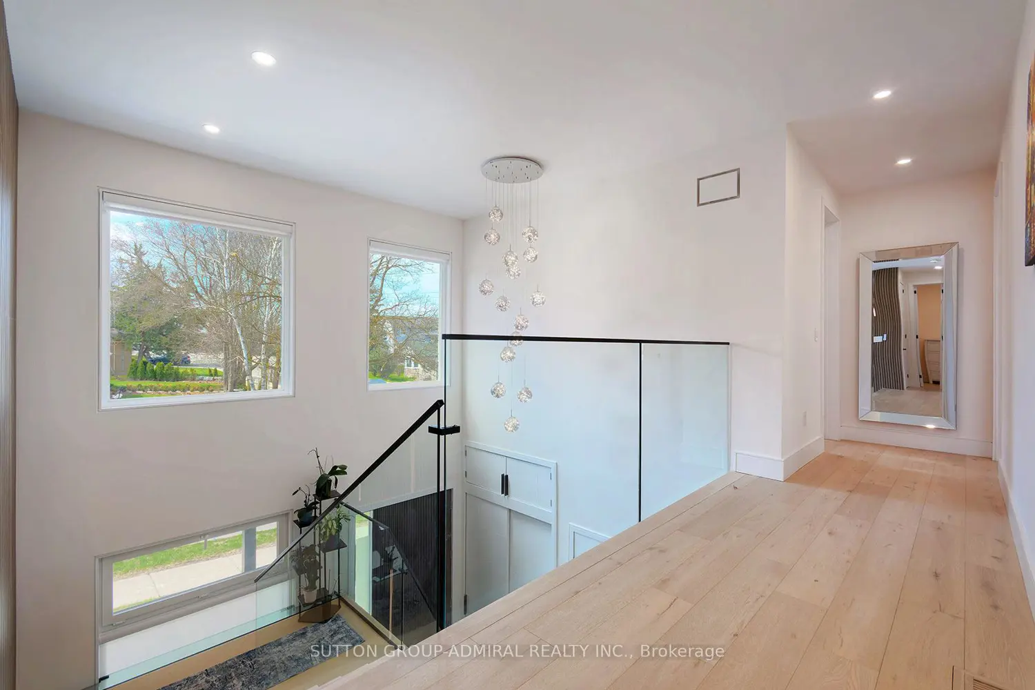 Additional image 7 of 582 Gorham Street