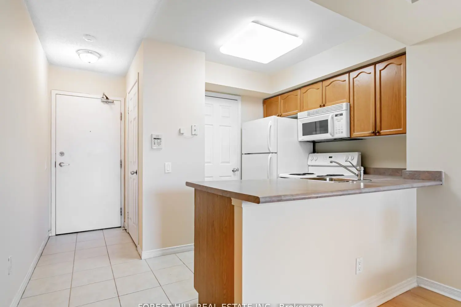 Additional image 8 of 30 Harrison Garden Boulevard 1501