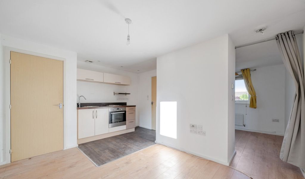 Additional image 2 of 1 bed flat to rentBismuth Drive, Sittingbourne ME10