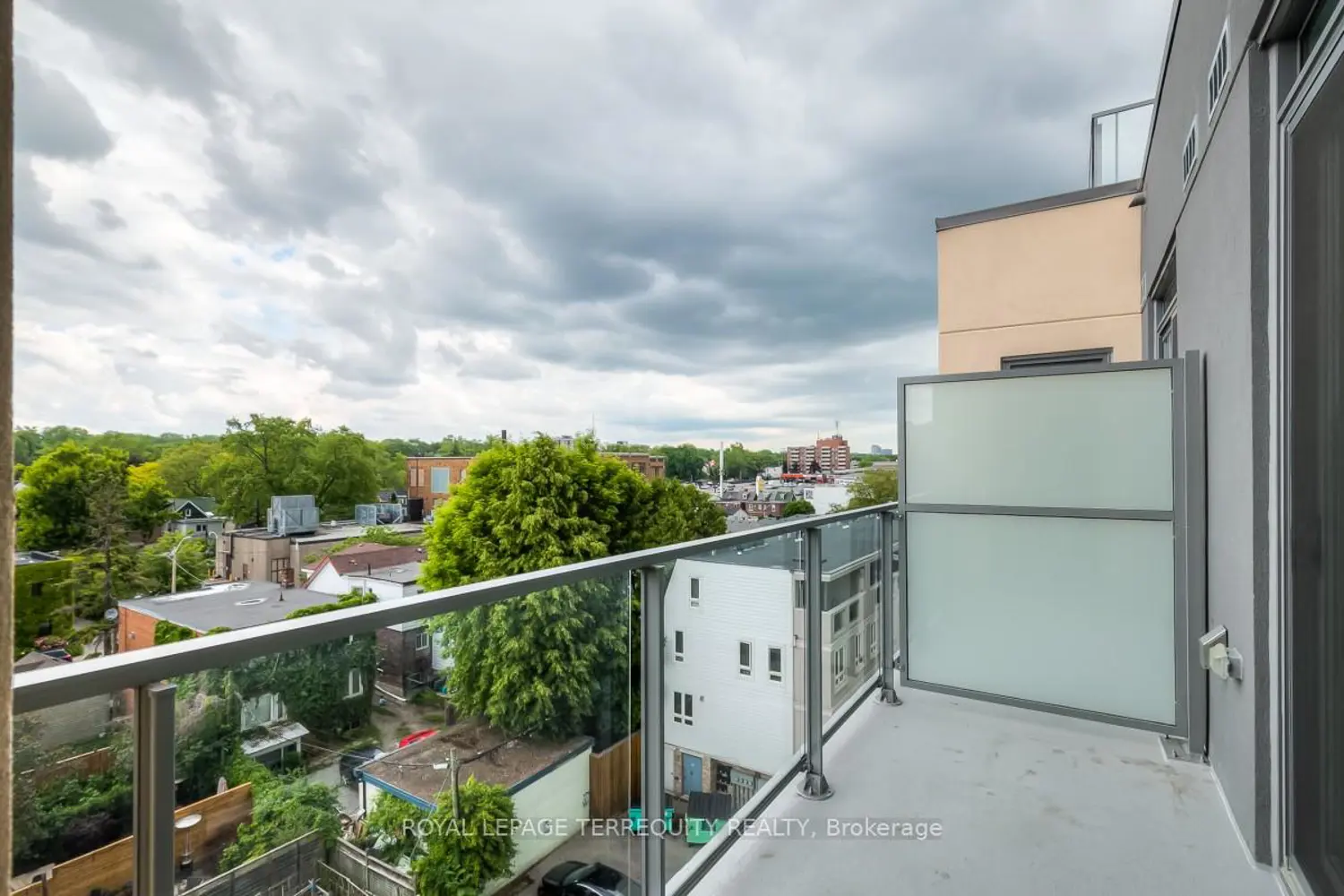 Additional image 15 of 495 Logan Avenue 505