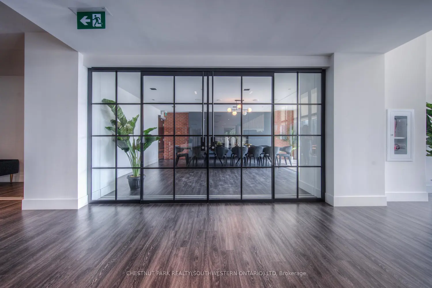Additional image 17 of 15 Wellington Street 1704
