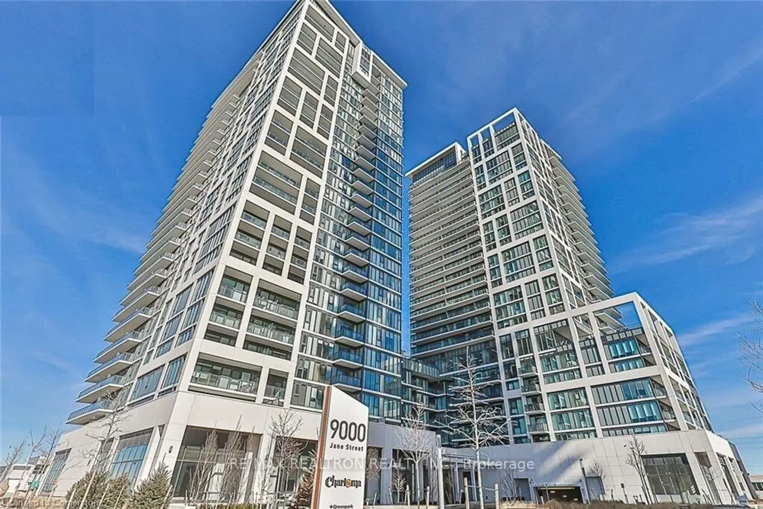 9000 Jane Street 1220