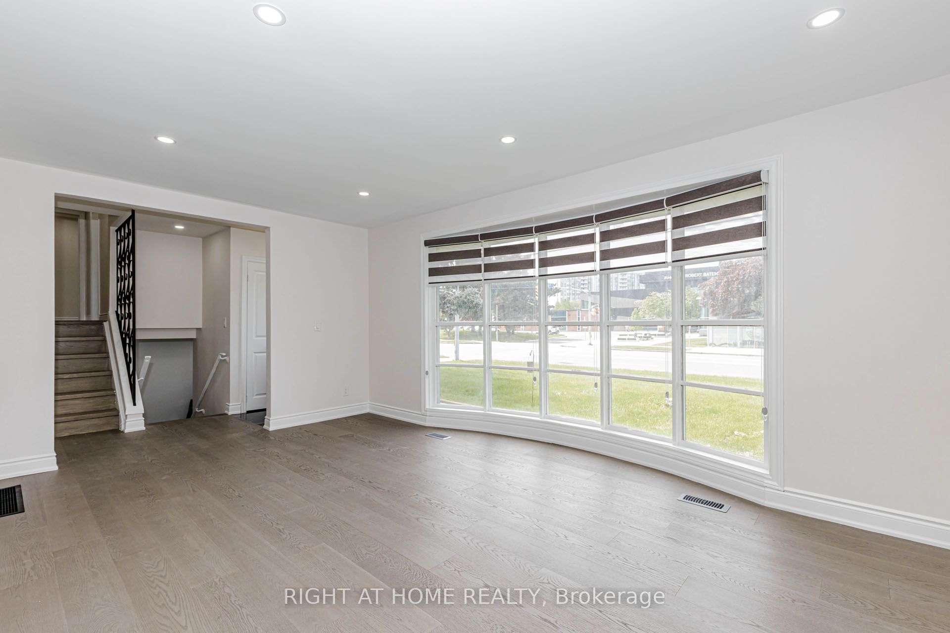 Additional image 5 of 5154 New Street, Burlington, ON, L7L 1V4