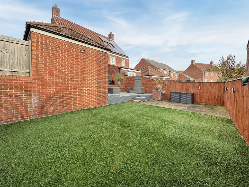 Additional image 19 of 4 bed semi-detached house to rentButtercup Avenue, Billingham, 5 TS22