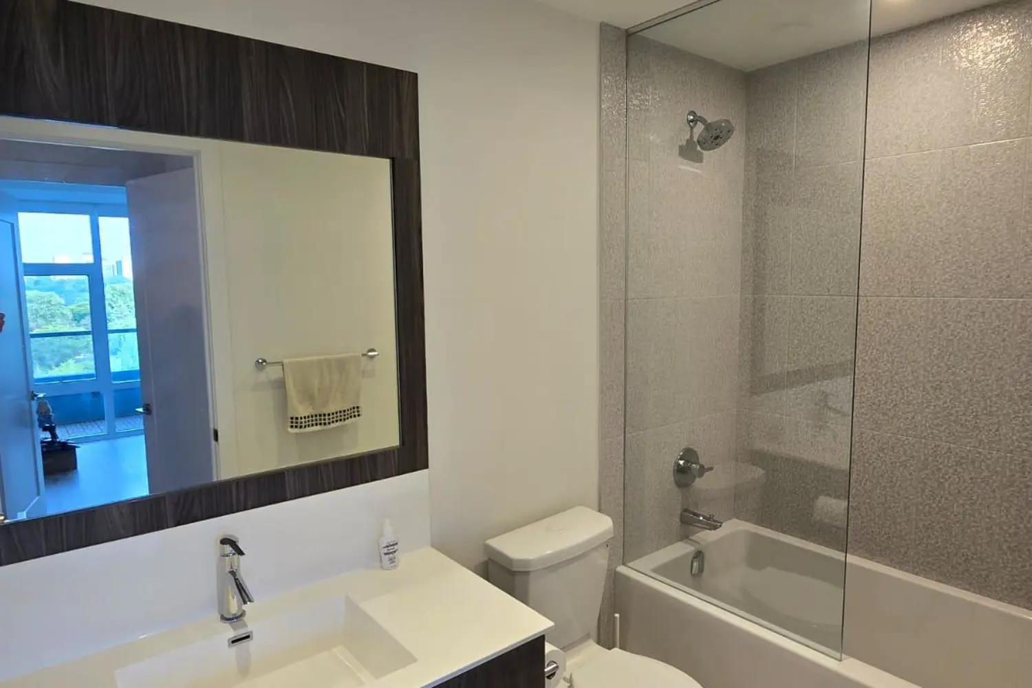Additional image 8 of 25 Adra Grado Way 1136